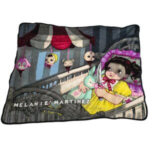 Melanie Martinez Cry Baby Floating Heads Plush Blanket
